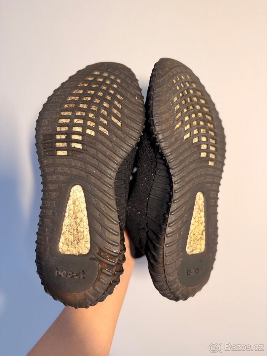 YEEZY Oreo 350 - 4