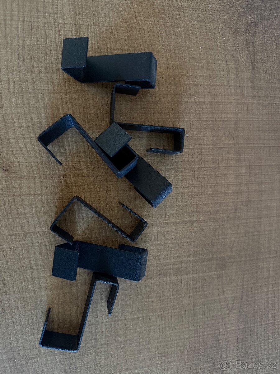 Kovová predsíňový věsák - 4