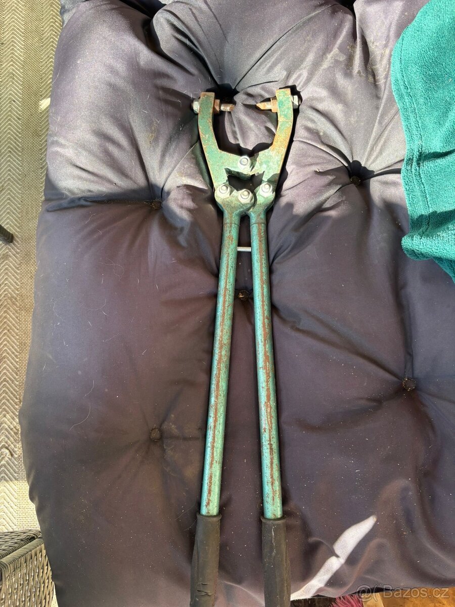 Trapézové kleště - velké - 4