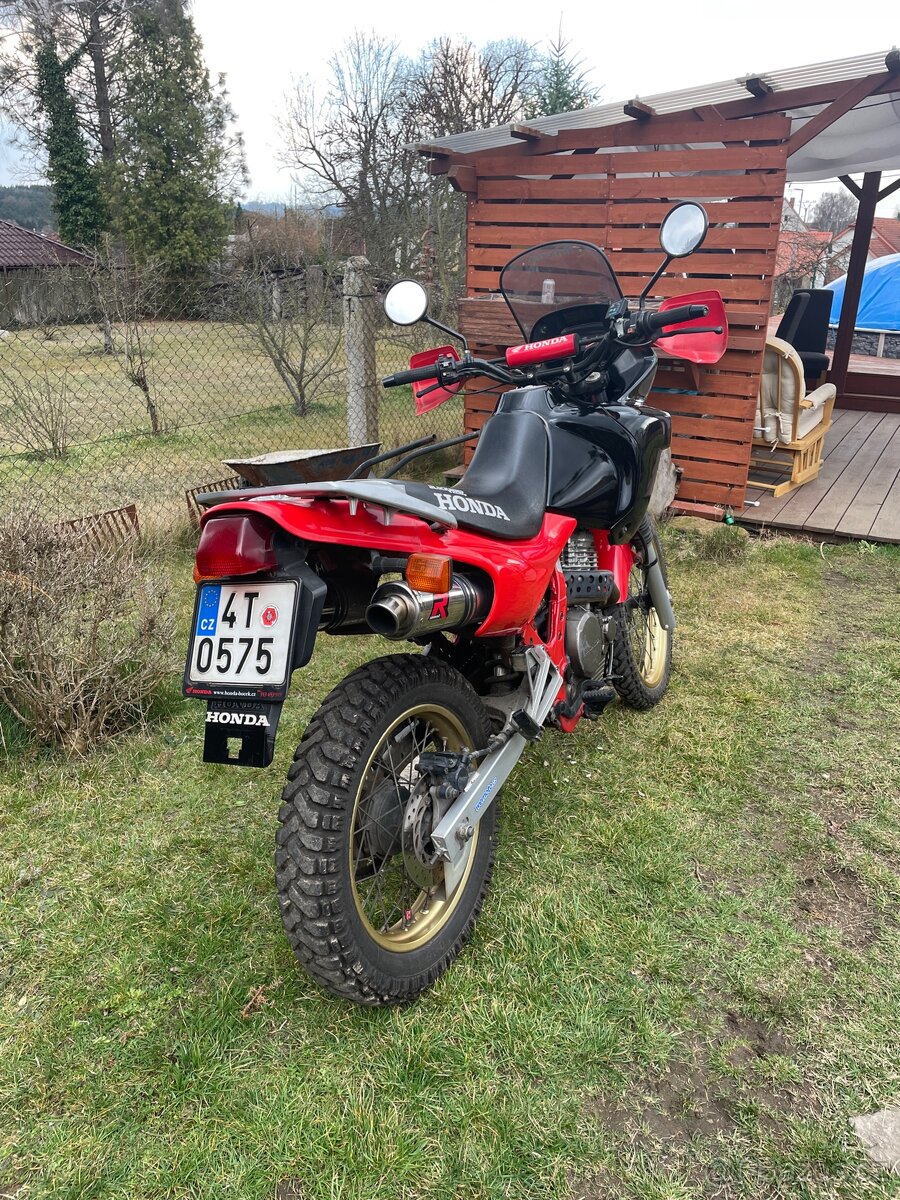 Honda dominator nx 650