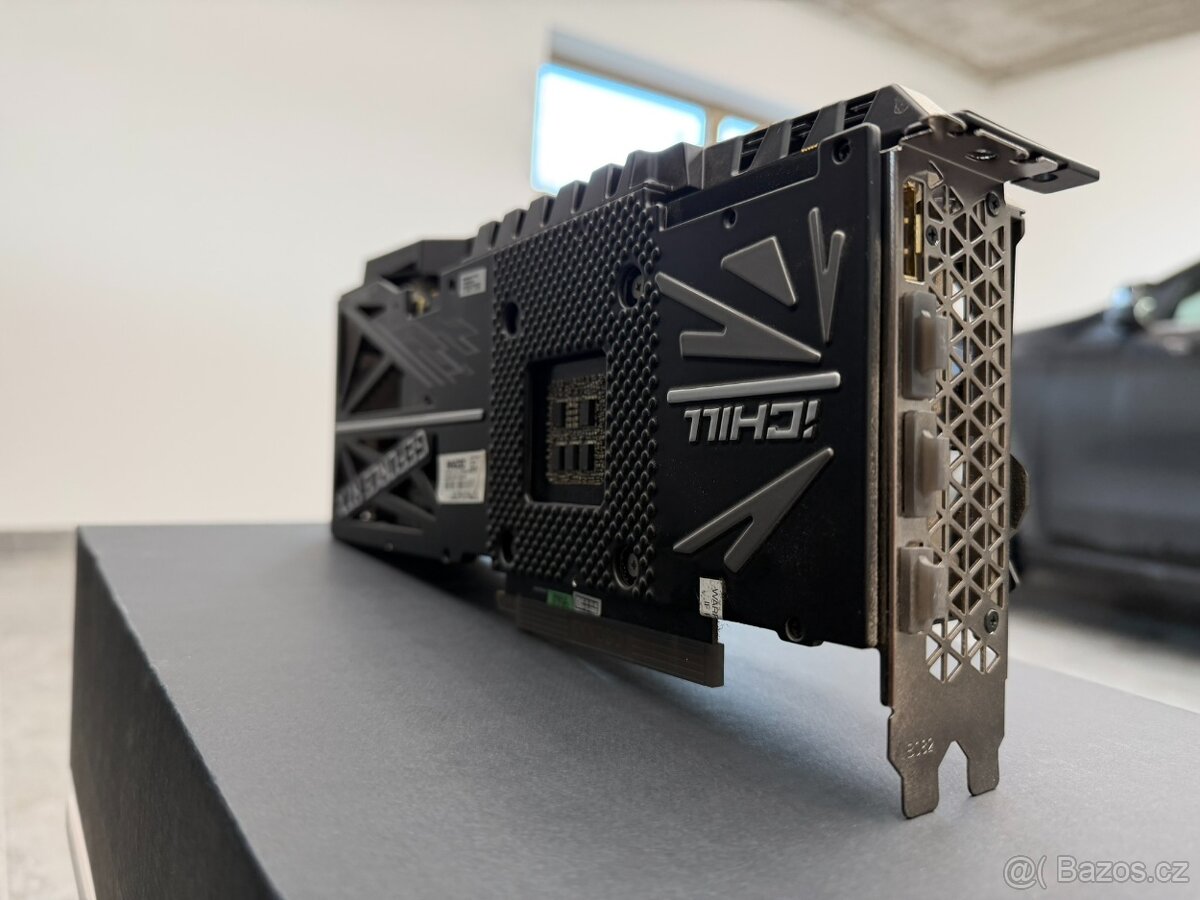 RTX 3080 INNO3D iChill - 4