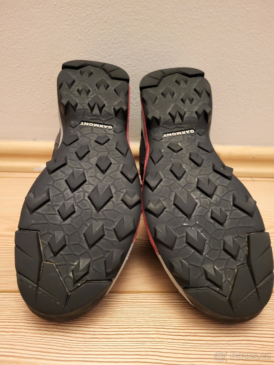 Trekingové boty GARMONT vel: 41 - 4