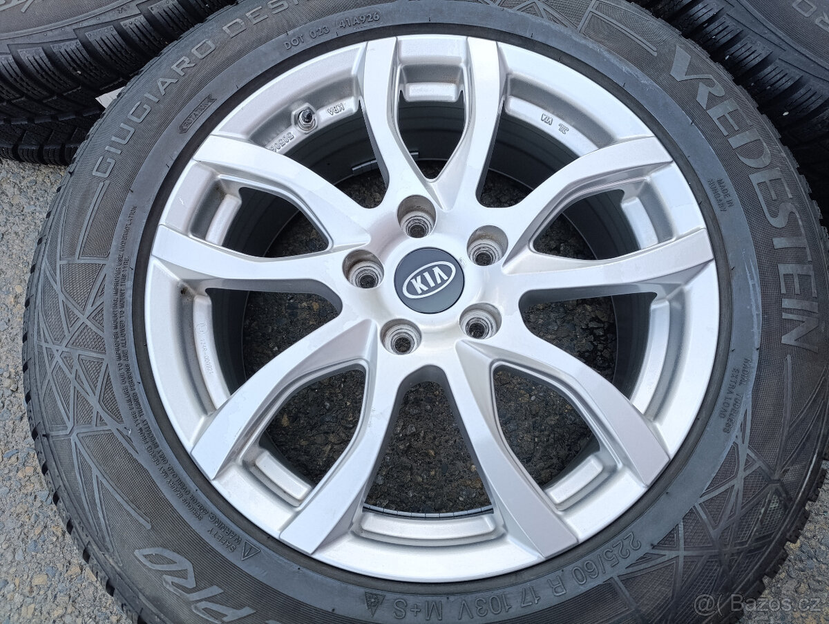 5x114,3 Kia Sportage / Sorento 7Jx17" ET47 alu disky - 4