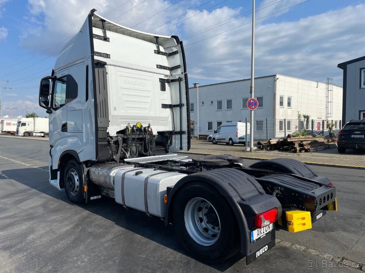 Iveco S-WAY 490 4x2 / Retarder / Jen 53tkm - 4