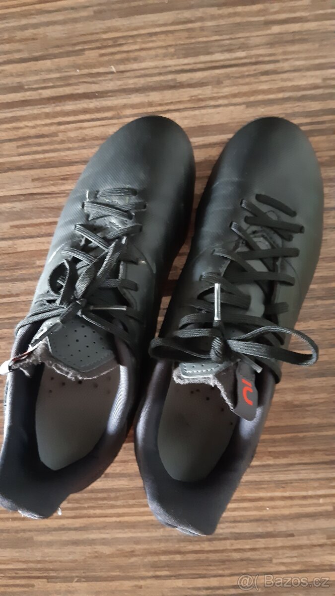 Kopačky Kipsta vel.39 - 4