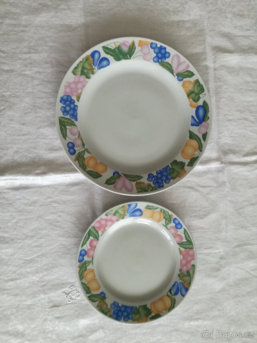 sada talířů - 4