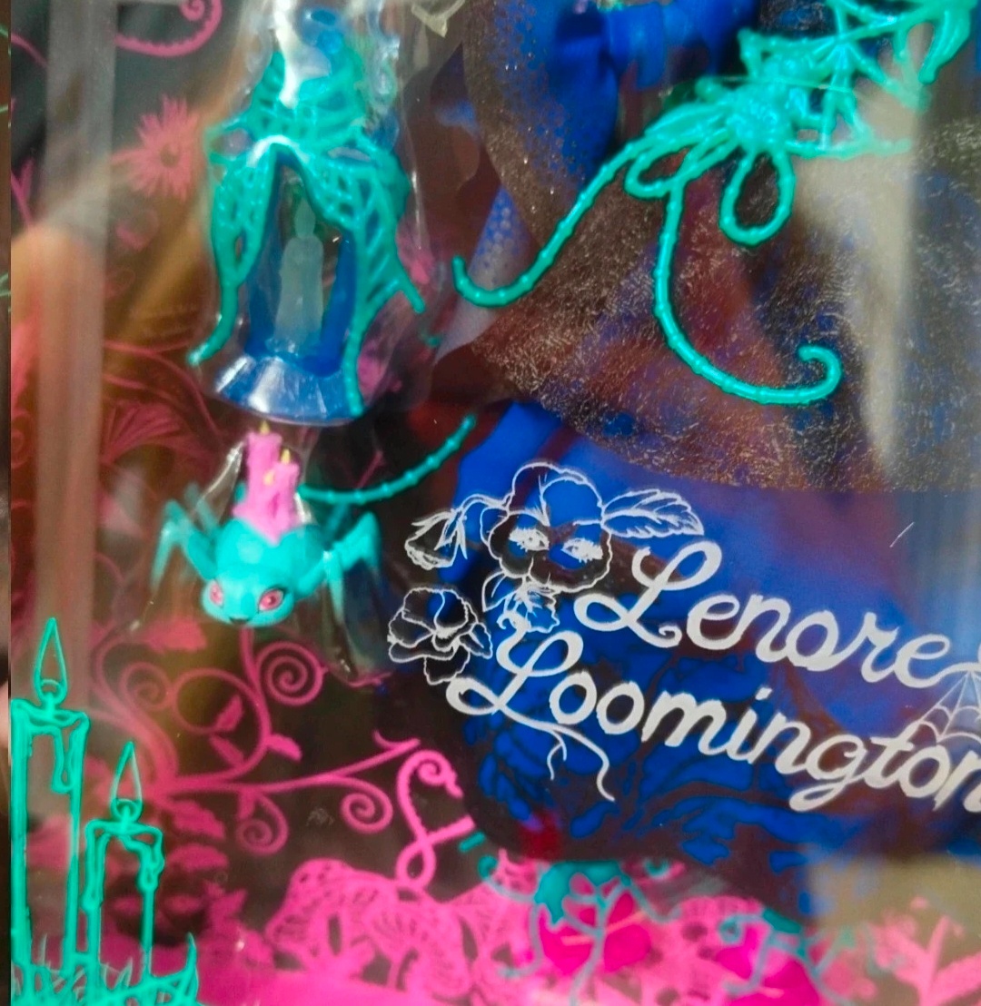 Monster high Designer series Lenore Loomington - 4