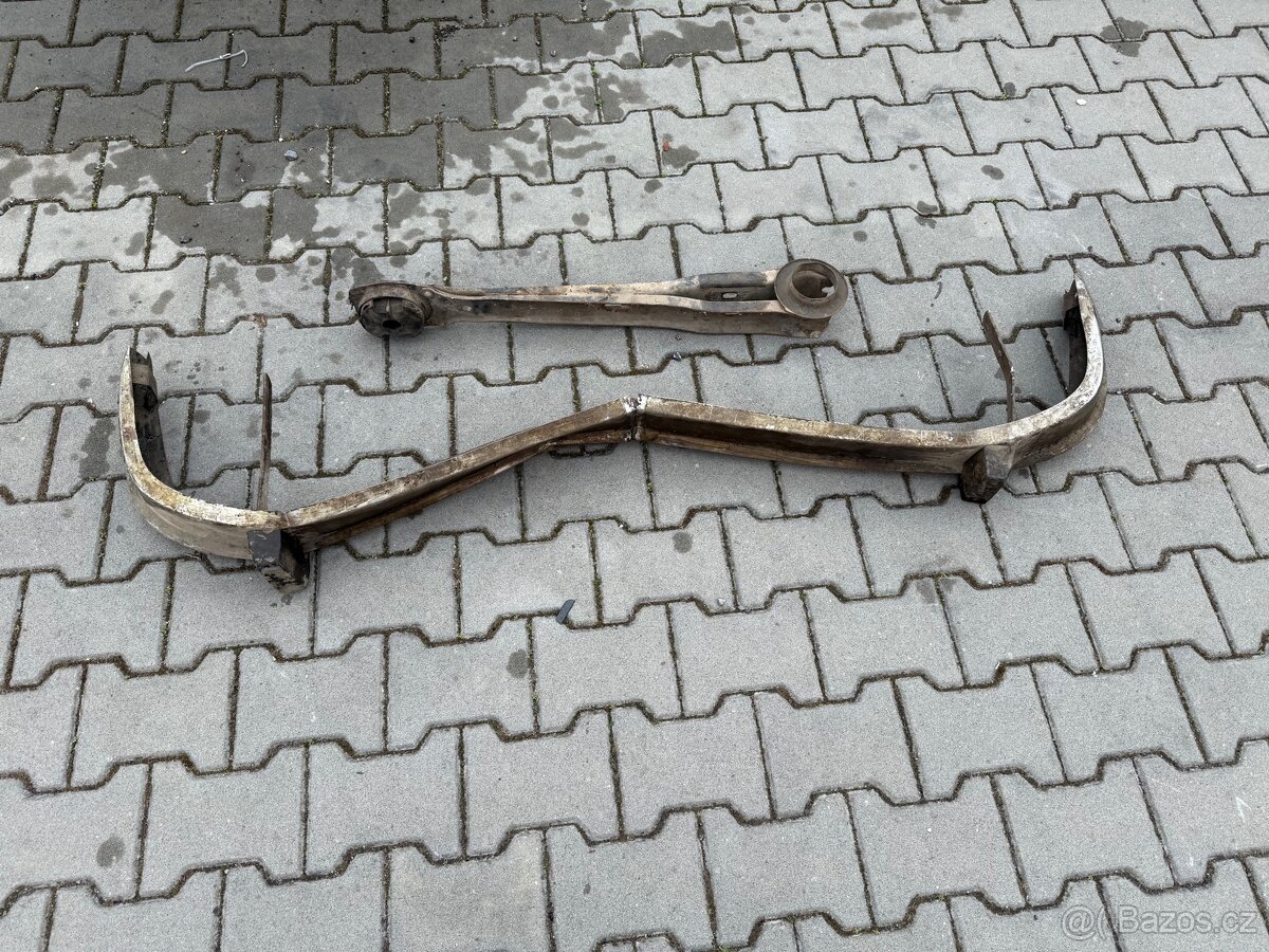 Dveře Škoda + díly - 4