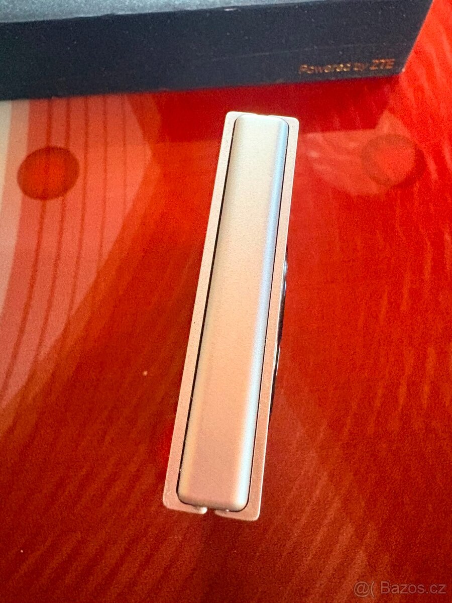 Nubia flip 5G - 4