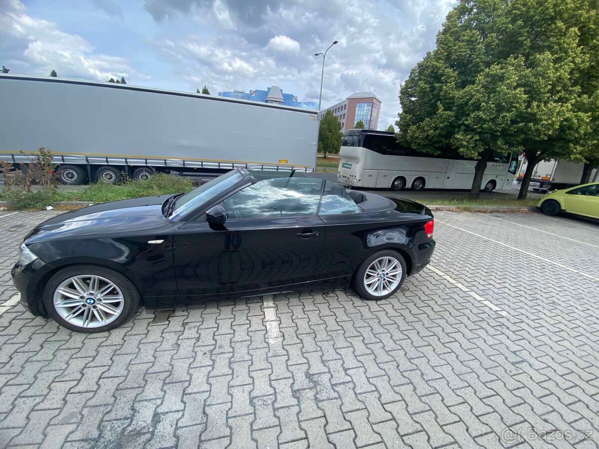 BMW 120D E88 105 kW CABRIO AUTOMAT Rok výroby 2011 facelift - 4