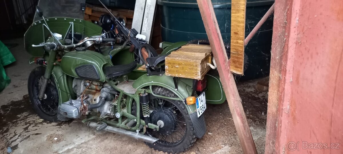 MOTOCYKL DNĚPR MT 10 - 4