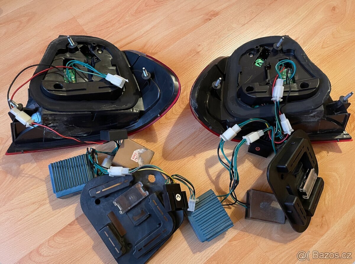 LED zadní světla BMW E46 Coupe; pravé studený spoj - 4