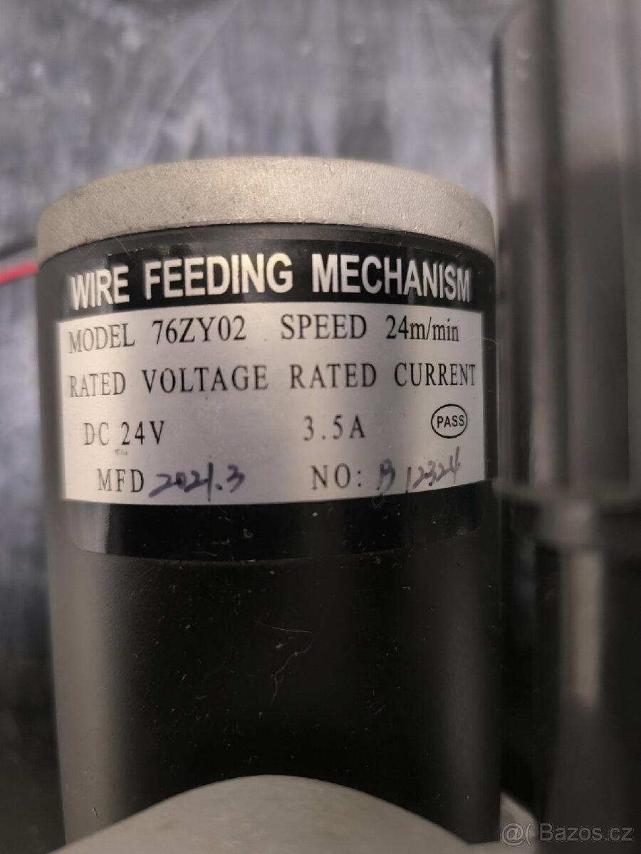 Podavač drátu svářečky - 4