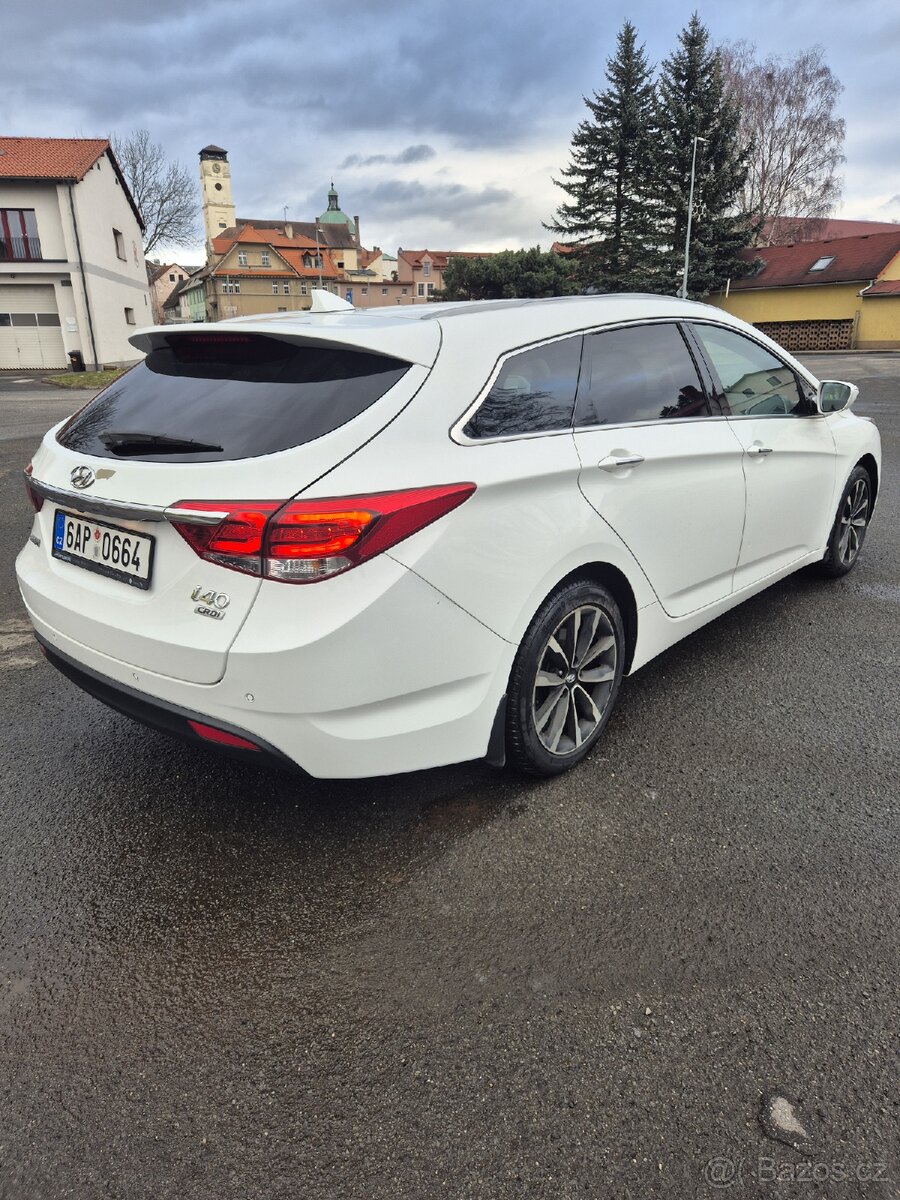 Hyundai i40 - 4