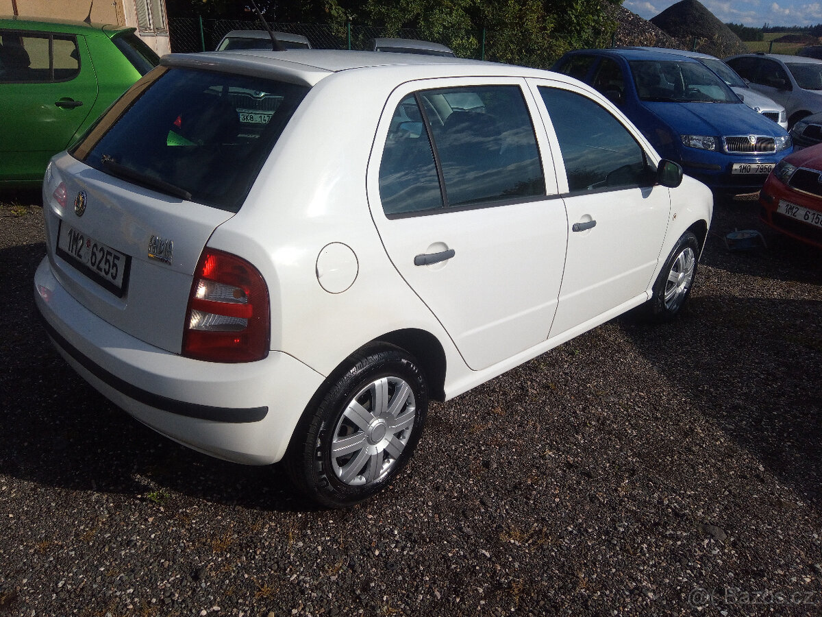 Fábia 1,4 16 V po prvním majiteli - 4