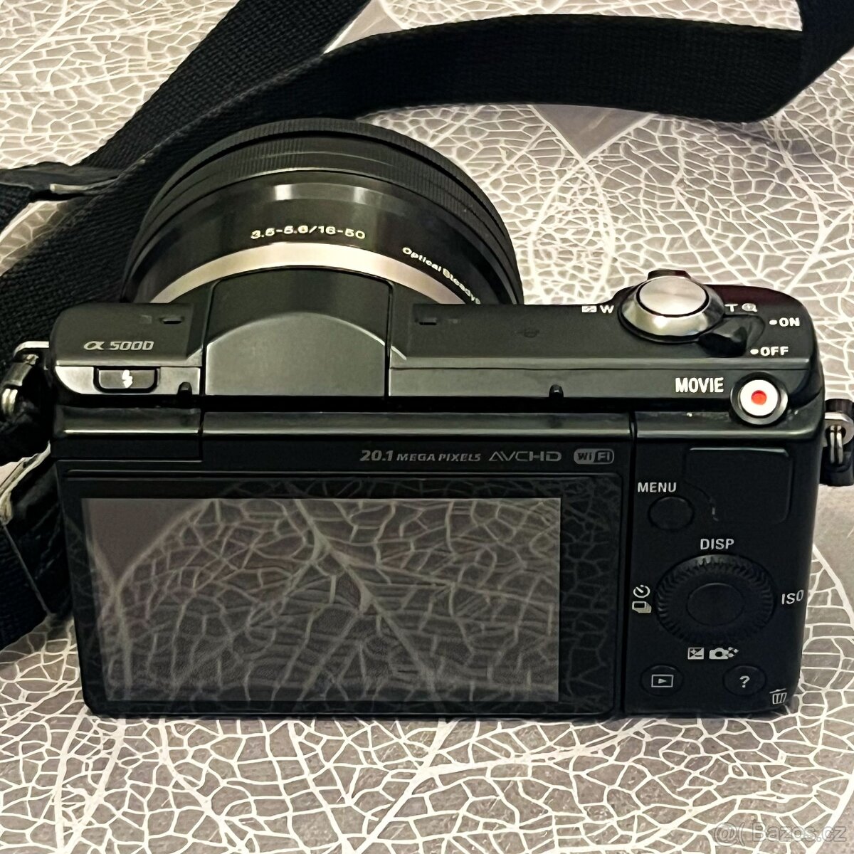 Sony A5000 + 16-50 mm + příslušenství - 4