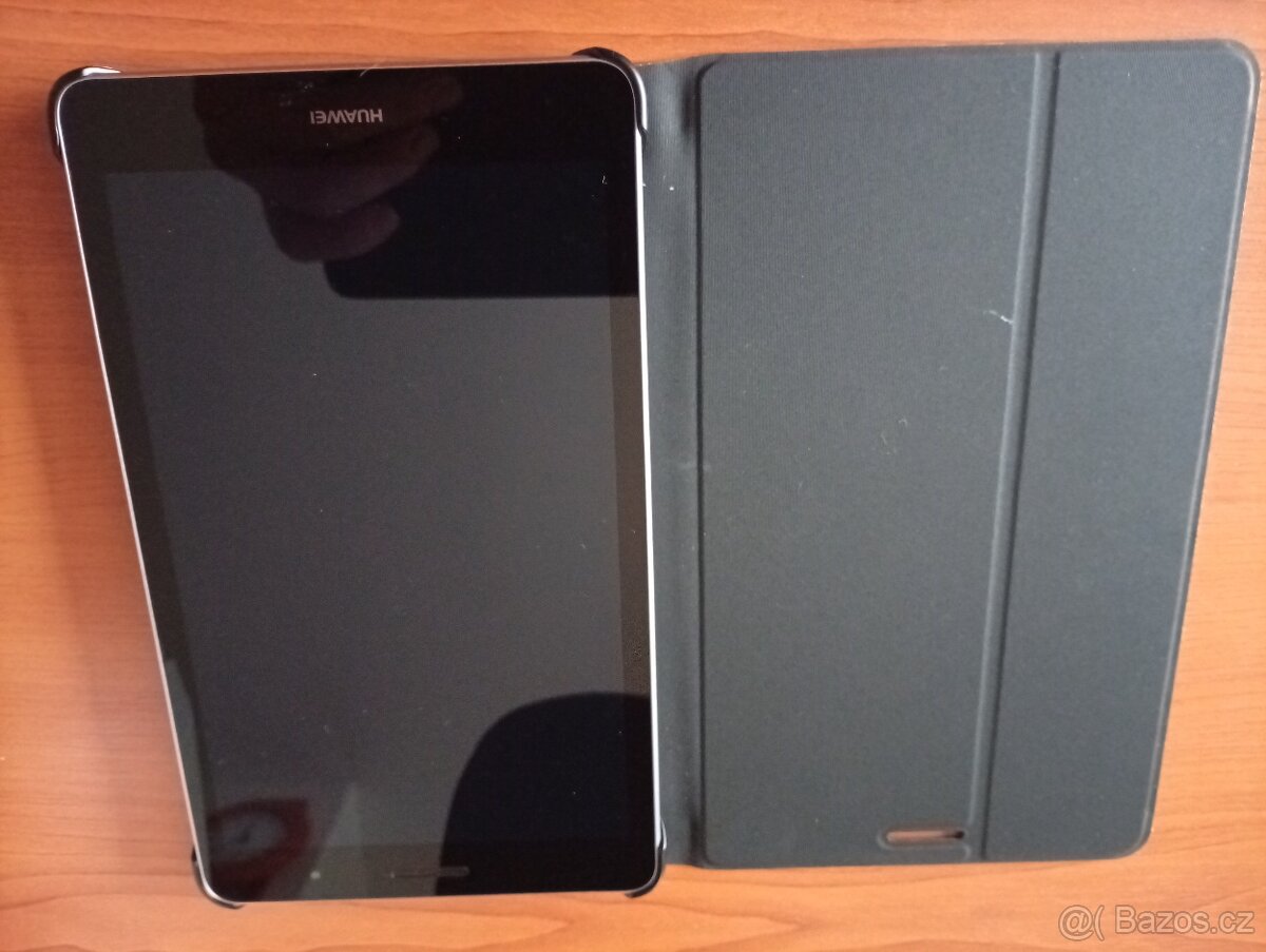 2x Tablet Huawei T3+T5, notebook Dell E7450 - 4