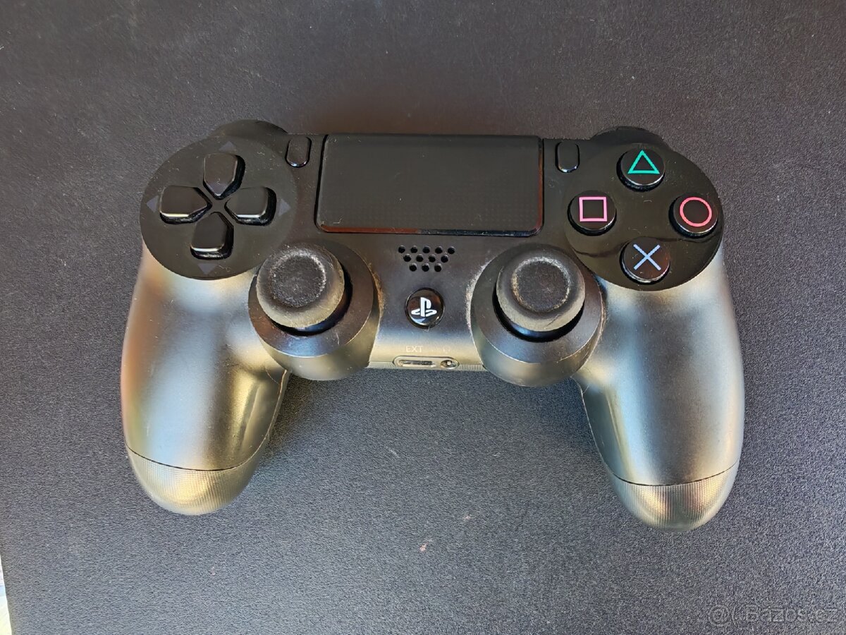 Playstation 4 PRO + hry - 4
