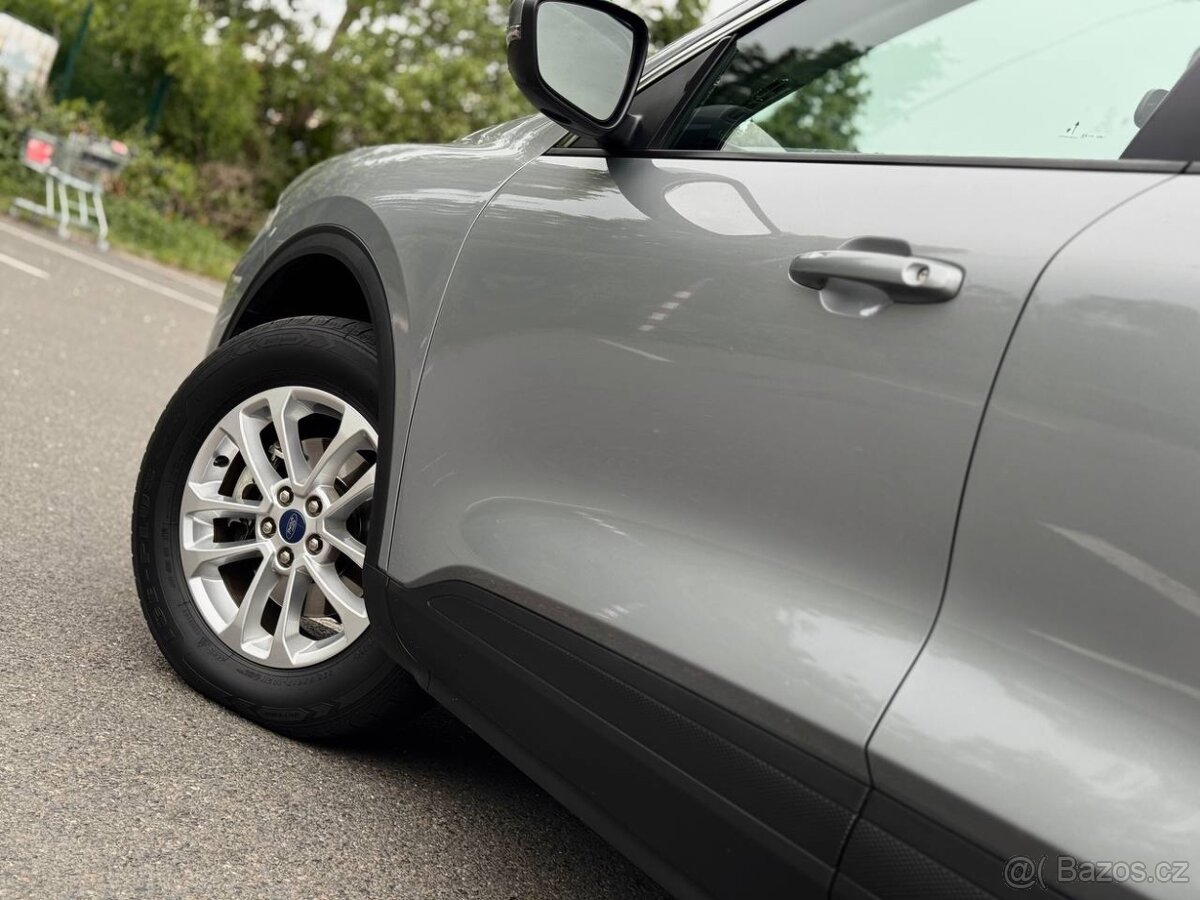 Ford Kuga 2023 - 4