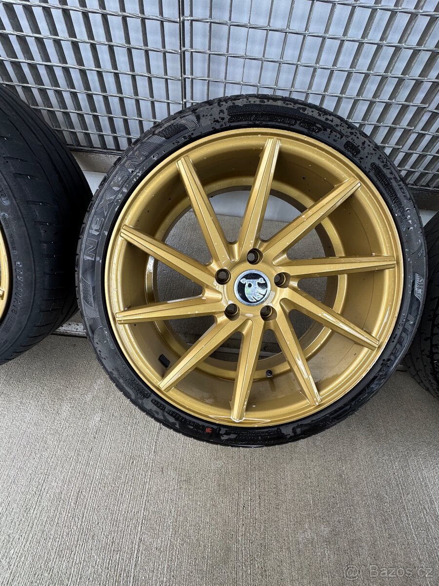 Vossen (replika) 5x112 r18 - 4
