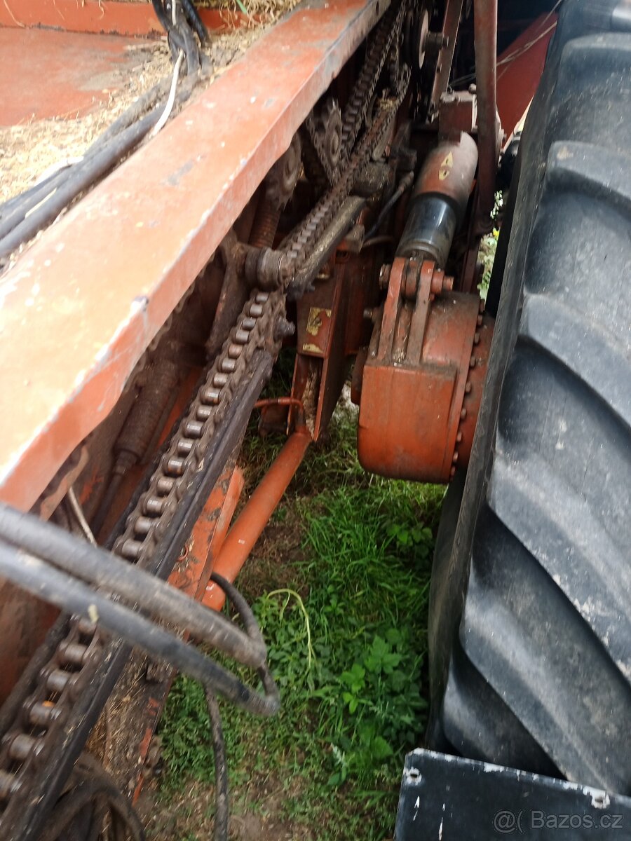 rozpredam kombajn NH626 vozik adapter - 4