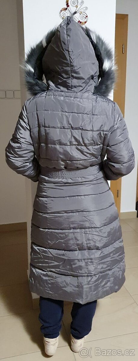Prodám dámský šedý kabát s kapucí - 4