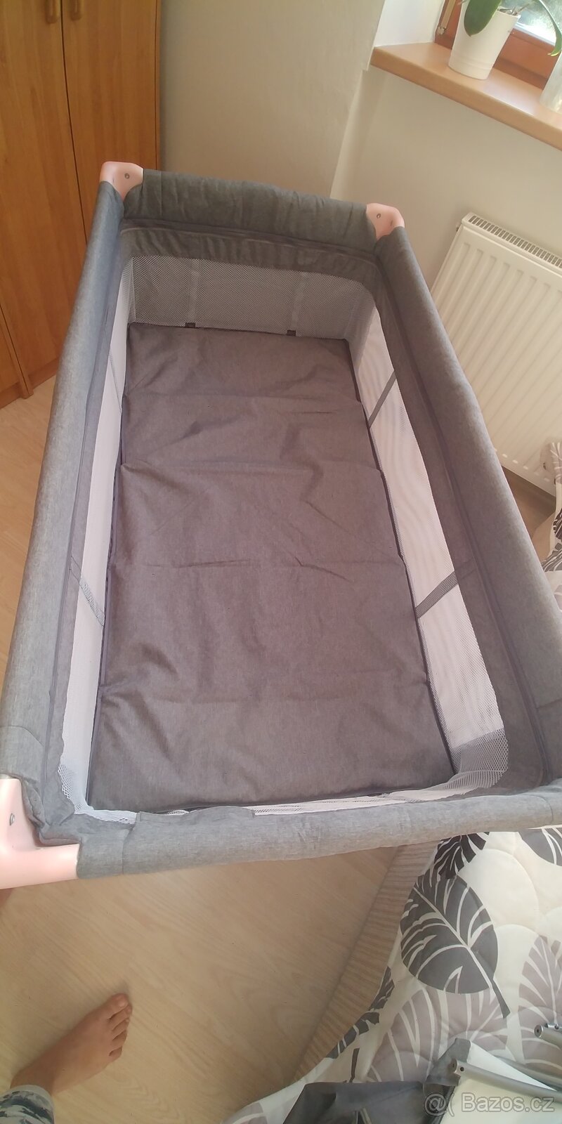 KINDERKRAFT - Postýlka cestovní JOY s doplňky šedorůžová - 4