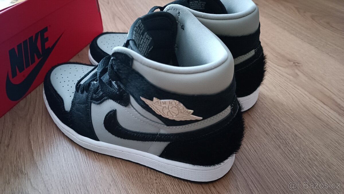 NIKE AIR JORDAN 1 RETRO HIGH OG vel. 42, stélka 27 cm - 4