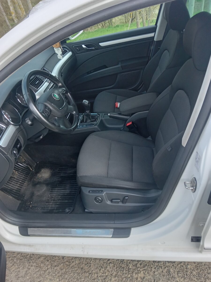 Škoda Superb-2.0TDi - 4