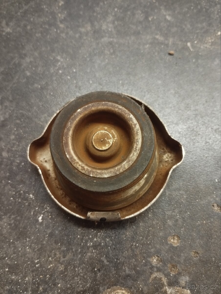 Víčko chladiče - 4