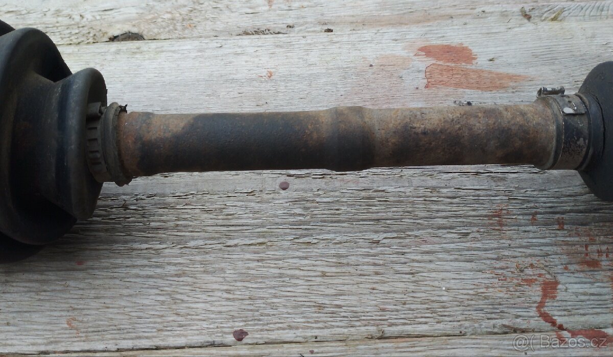 Levá přední poloosa Dacia Duster - 4