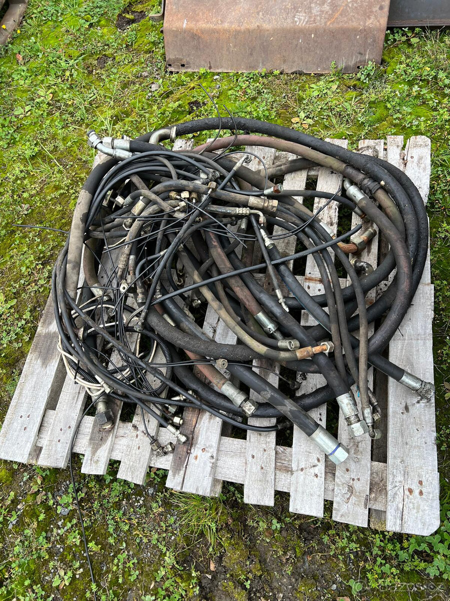 Caterpillar Díly na CAT M 315 - 4