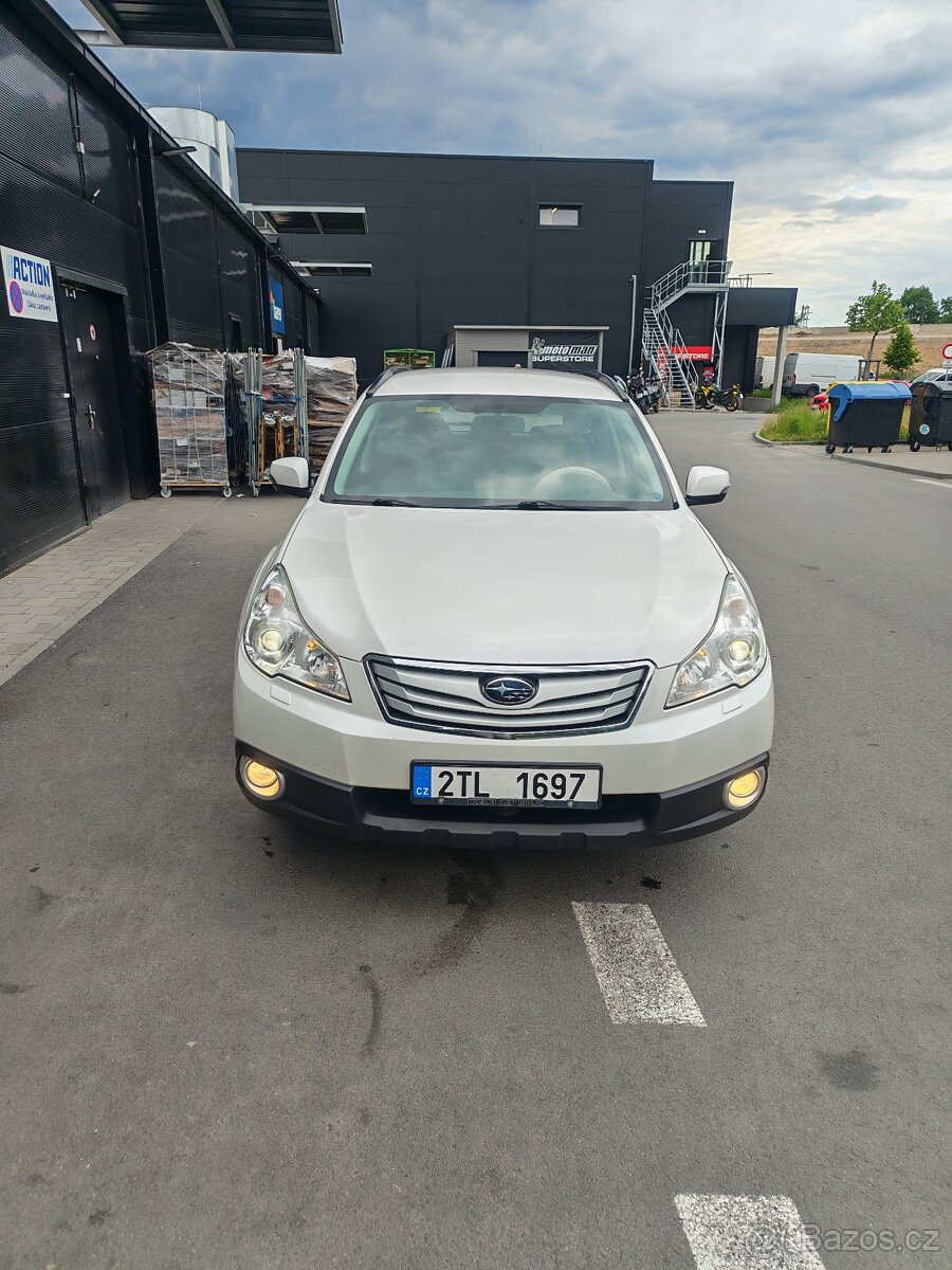 Subaru Outback 2.5 - 4
