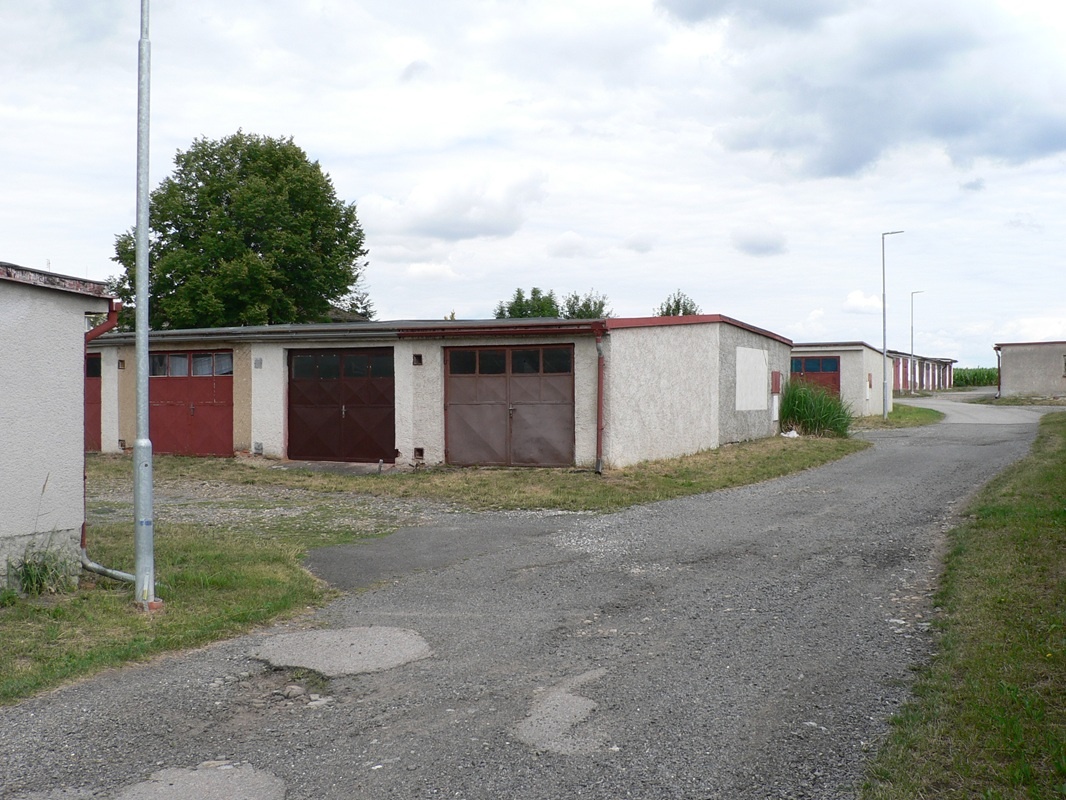 BLATNÁ, ul. Šilhova - garáž - 4