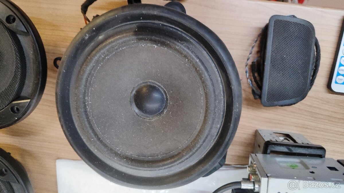 Kenwood - 4