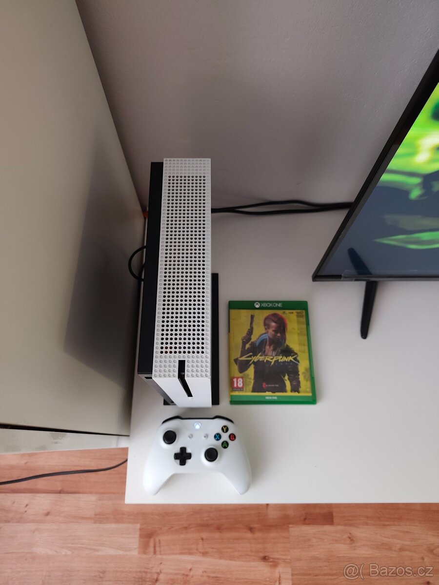 XBOX ONE S - 4