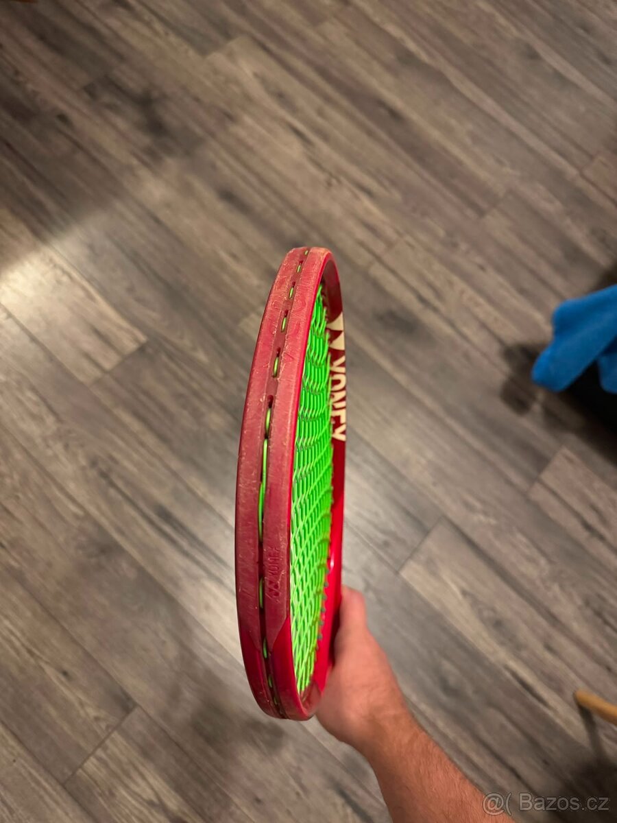 Yonex VCORE 98 Ruby Red - 4