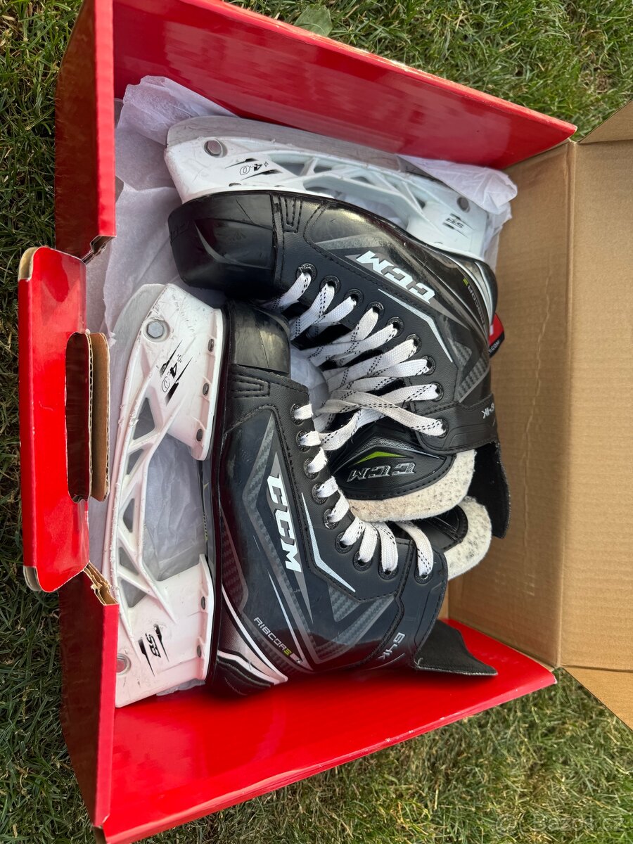 Hokejové brusle CCM vel 35 - 4