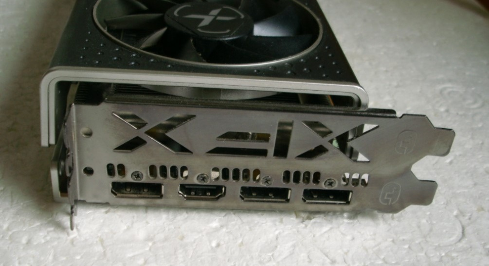 Radeon XFX RX 6600 XT - 4