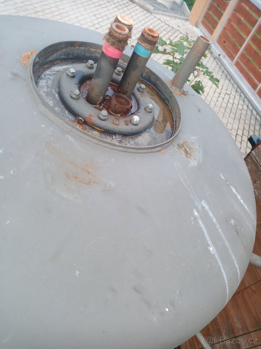 Akumulační nádrž Regulus 750L - 4