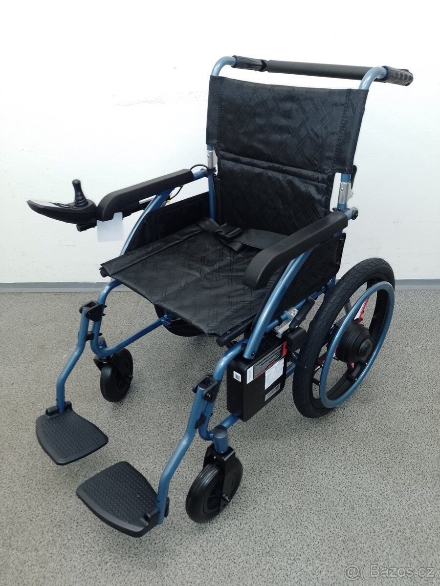 NOVÝ LEHKÝ ELEKTRICKÝ INVALIDNÍ VOZÍK - 4
