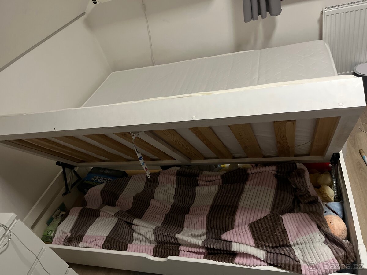 Drevena rozkladaci postel z borovice - 4