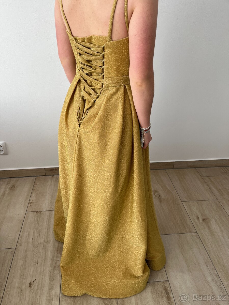 Plesové (maturitní) šaty (zlaté s flitry, vel. M) - 4