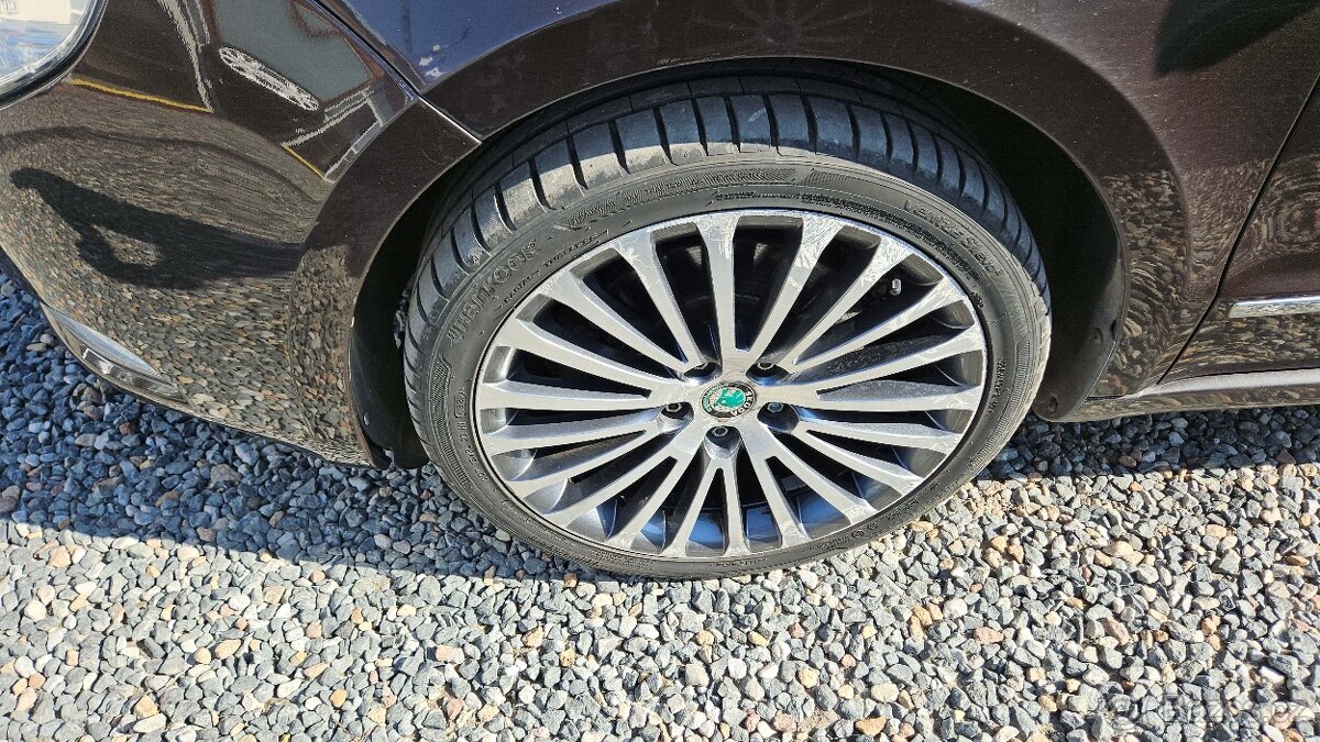 ŠKODA SUPERB II 2.0 TSI Elegance Comb. - 4