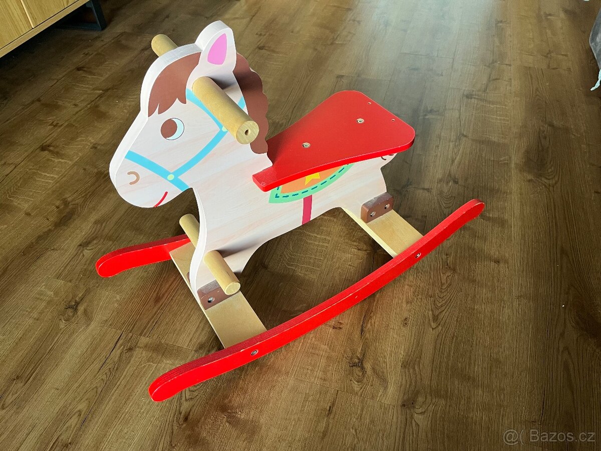 Dřevěný houpací kůň - 4