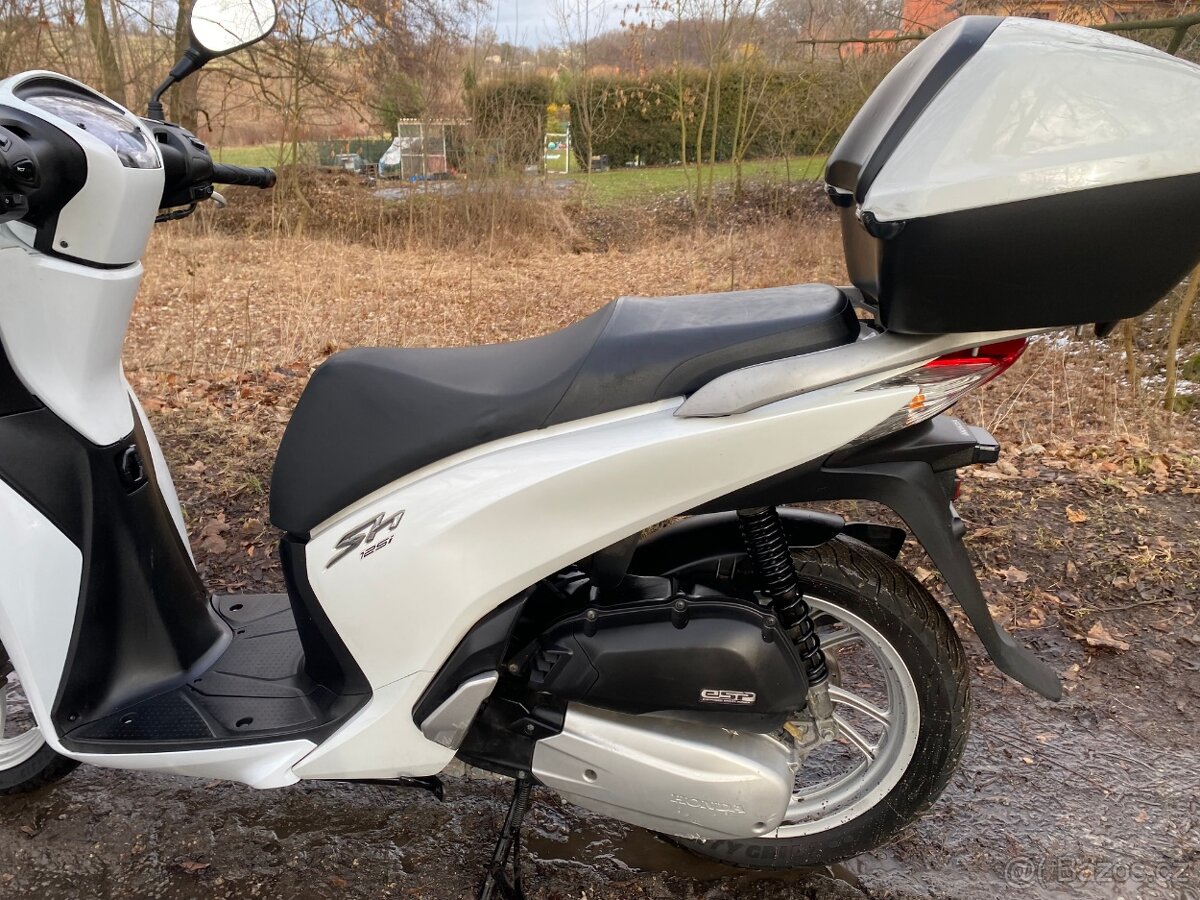 Honda SH 125 (2015) ABS - 4