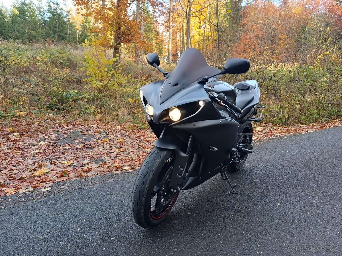YAMAHA R1 - 2015 - 16.900km - 4