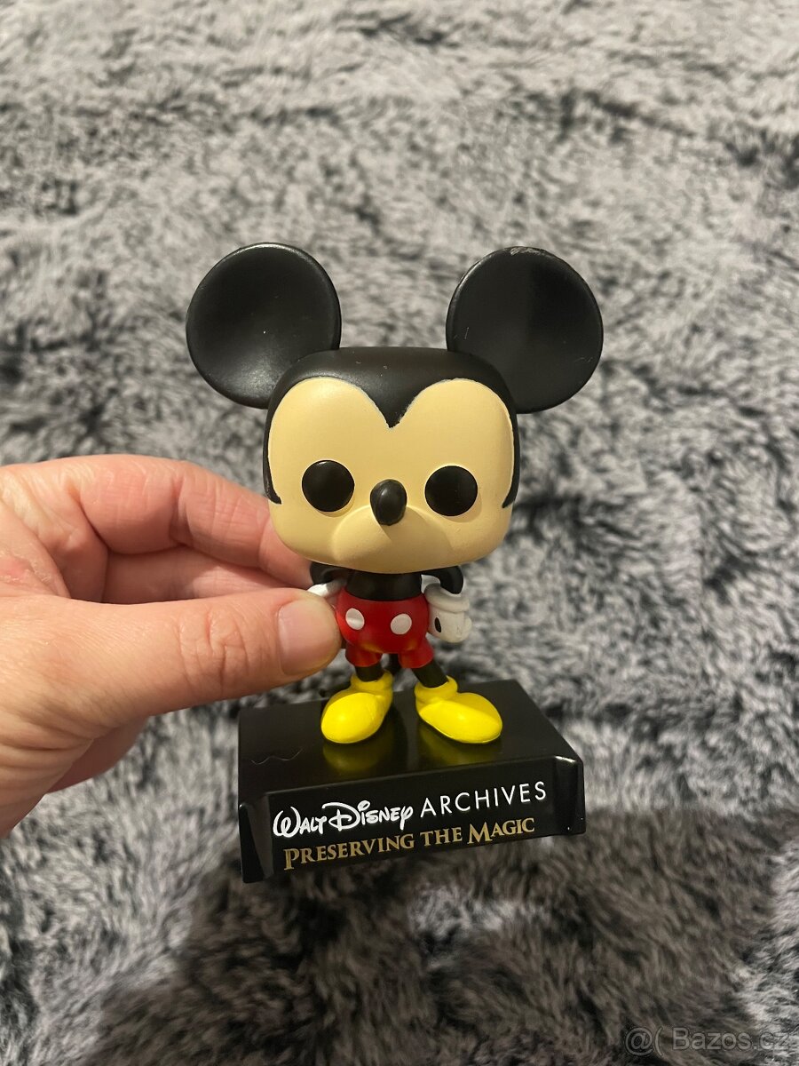Funko POP Disney: Mickey Mouse - 4