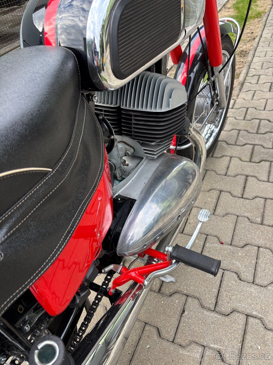 Jawa 350/362 californian - 4