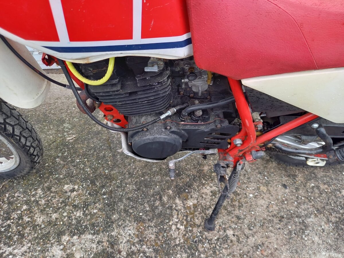 Yamaha XT 350 - 4